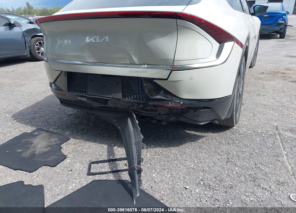 2022 KIA EV6 WIND VIN: KNDC34LA5N5080910
