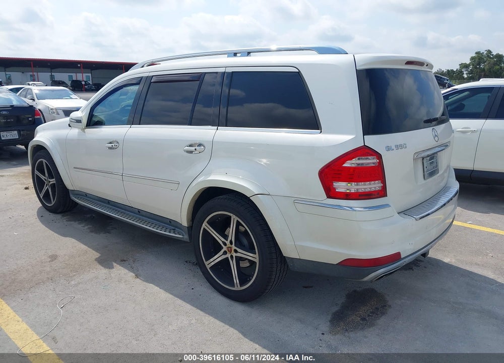2011 MERCEDES-BENZ GL 550 4MATIC VIN: 4JGBF8GE7BA715387