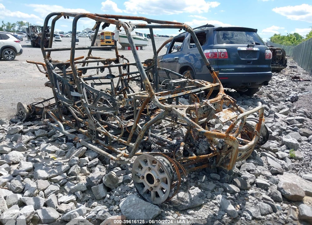 2021 POLARIS RZR XP 4 TURBO VIN: 3NSN4E925MF577432
