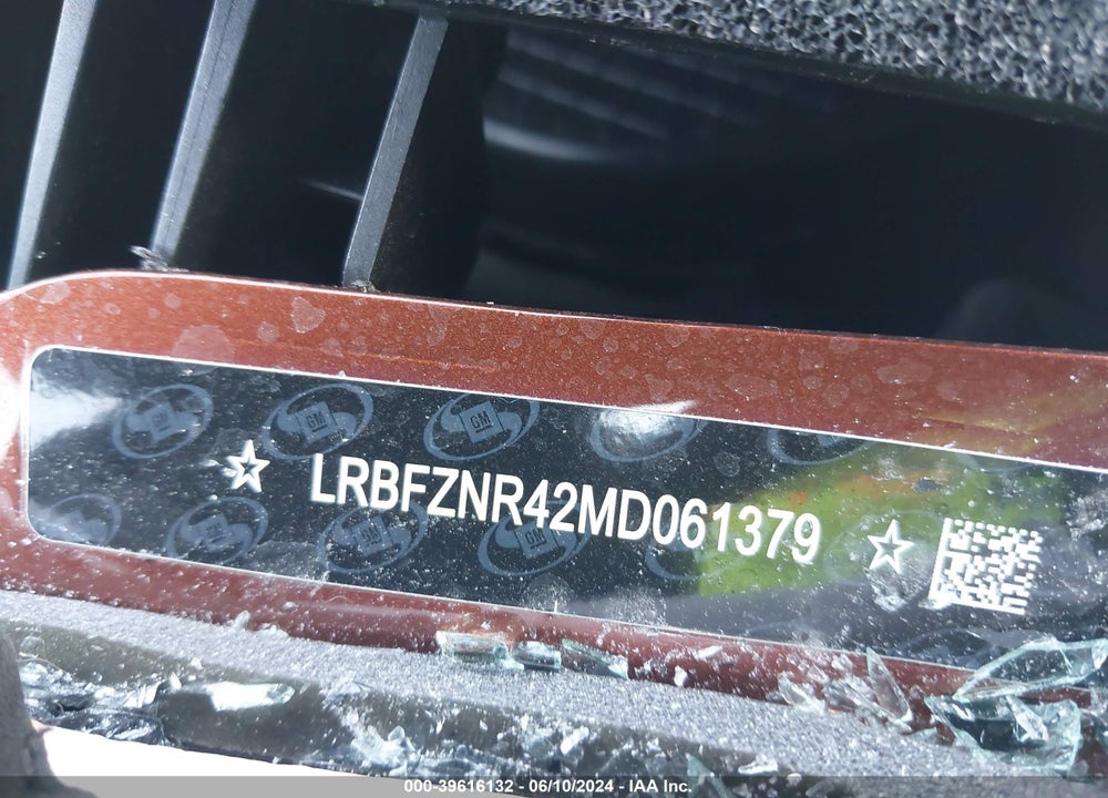 2021 BUICK ENVISION FWD ESSENCE VIN: LRBFZNR42MD061379