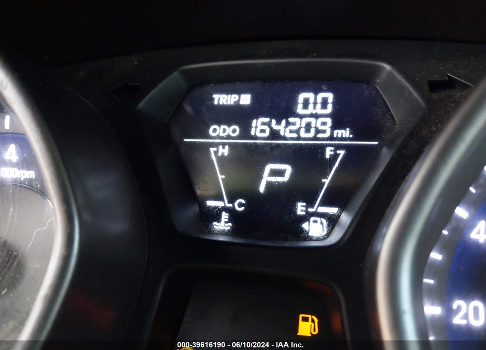2013 HYUNDAI ELANTRA GLS VIN: 5NPDH4AE5DH345058