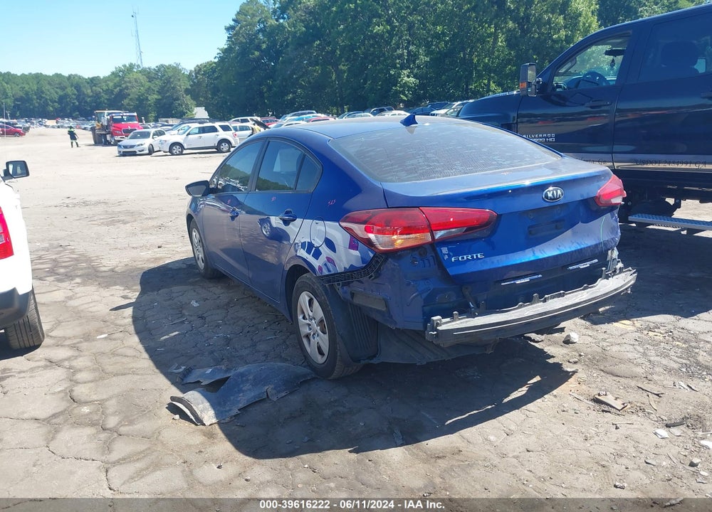 2018 KIA FORTE LX VIN: 3KPFK4A70JE238382