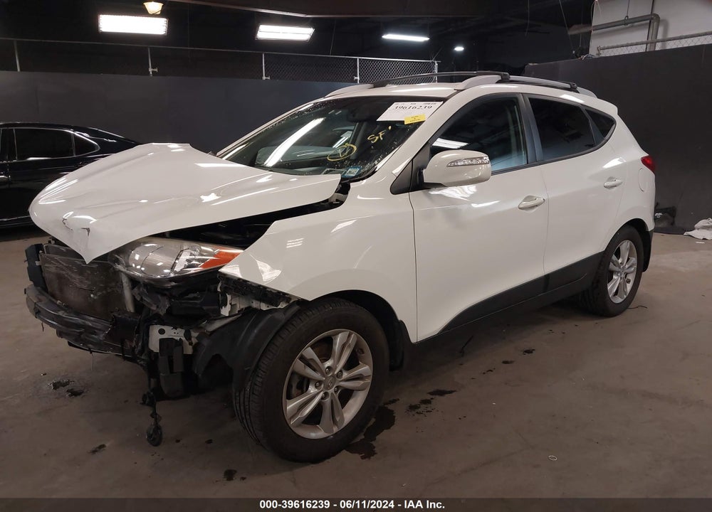 2013 HYUNDAI TUCSON GLS VIN: KM8JUCAC8DU616011