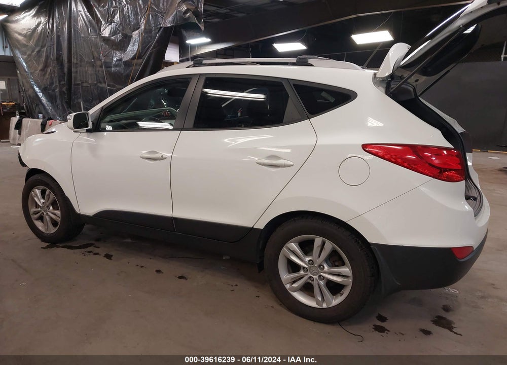 2013 HYUNDAI TUCSON GLS VIN: KM8JUCAC8DU616011