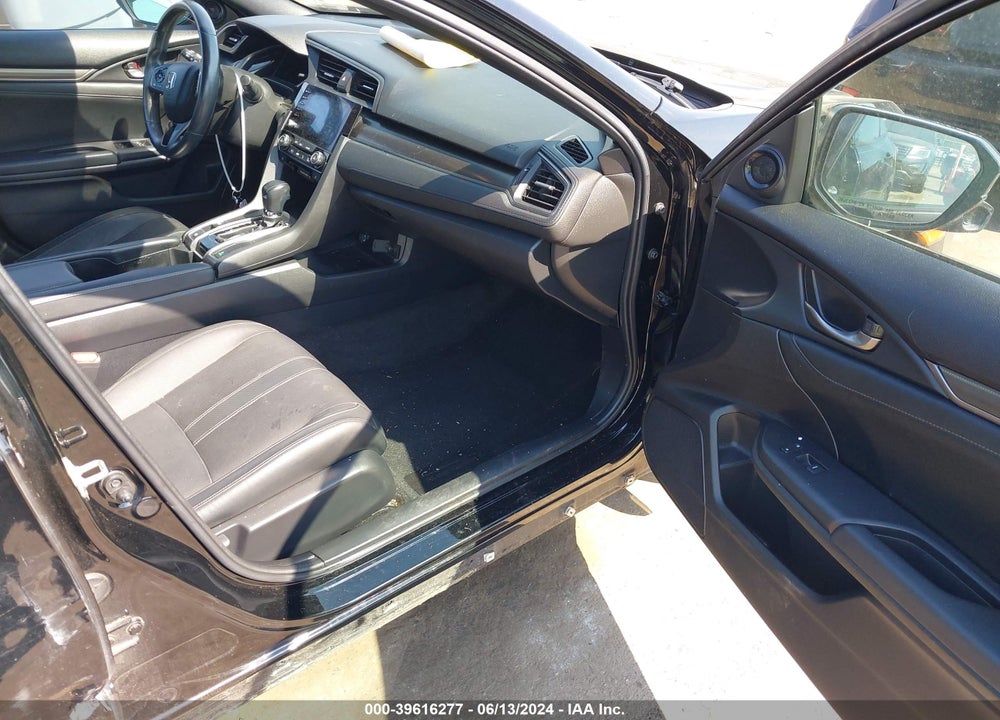 2019 HONDA CIVIC EX-L VIN: SHHFK7H82KU207192
