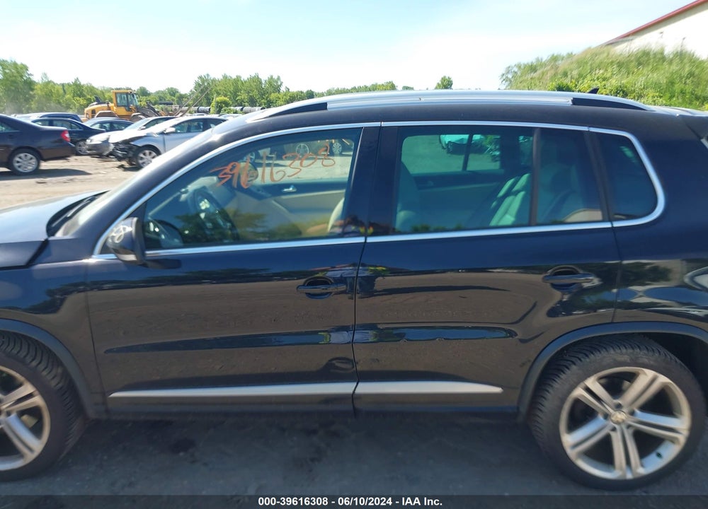 2014 VOLKSWAGEN TIGUAN R-LINE VIN: WVGBV3AX5EW070603
