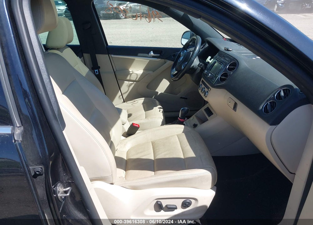2014 VOLKSWAGEN TIGUAN R-LINE VIN: WVGBV3AX5EW070603