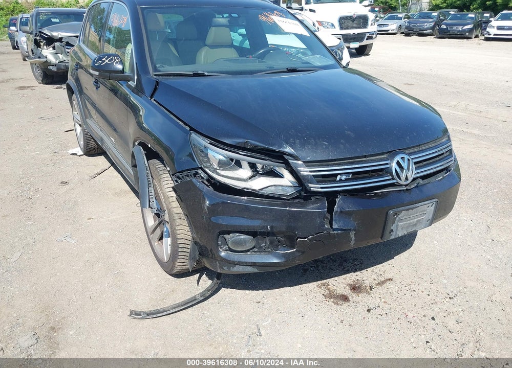 2014 VOLKSWAGEN TIGUAN R-LINE VIN: WVGBV3AX5EW070603