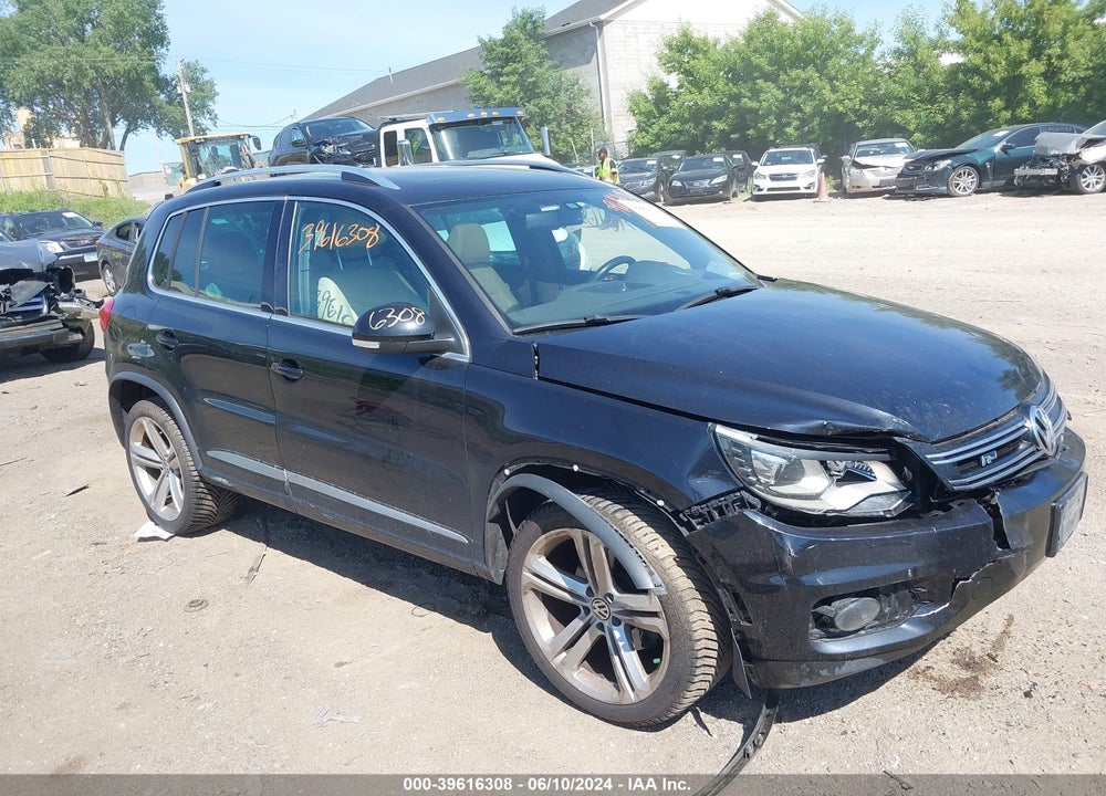 2014 VOLKSWAGEN TIGUAN R-LINE VIN: WVGBV3AX5EW070603