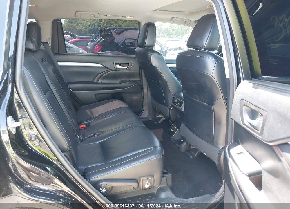 2017 TOYOTA HIGHLANDER VIN: 5TDJZRFH2HS436840