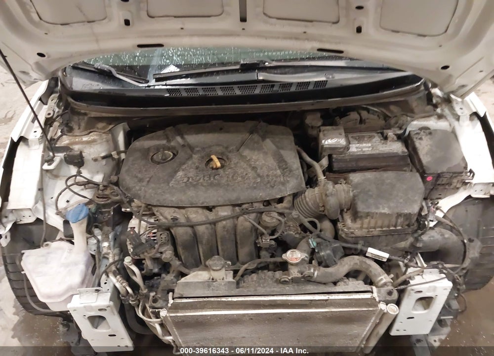 2016 HYUNDAI ELANTRA SE VIN: 5NPDH4AE9GH736220