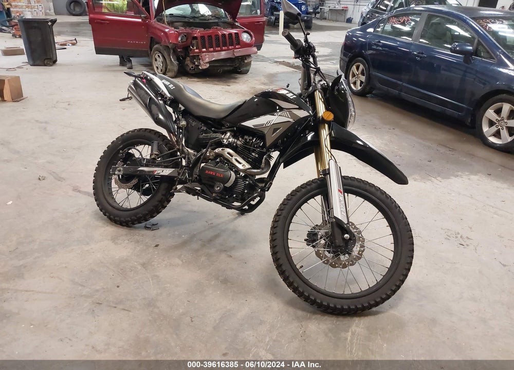 2023 HAWK 250 ENDURO VIN: LC4HCNL55P0000492