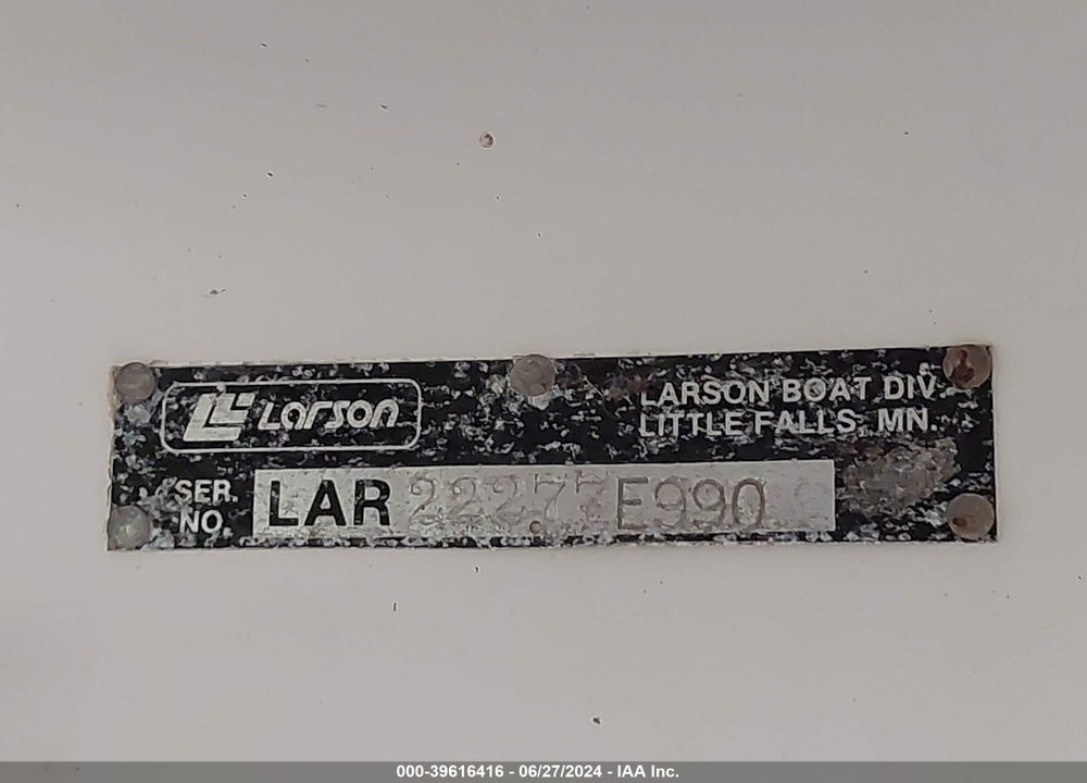 1990 LARSON OTHER VIN: LAR22277E990