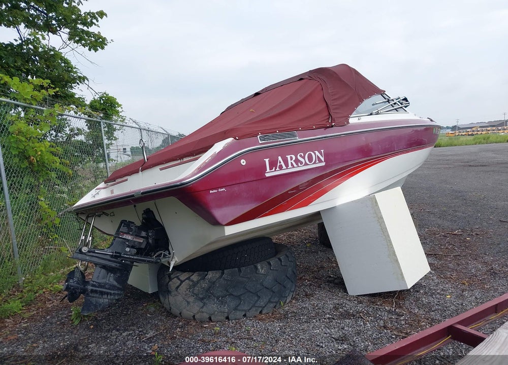 1990 LARSON OTHER VIN: LAR22277E990