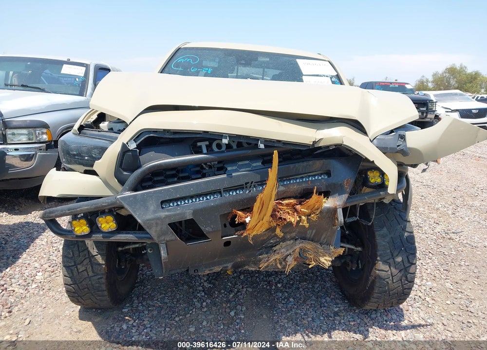 2018 TOYOTA TACOMA TRD OFF ROAD VIN: 3TMCZ5AN6JM149232