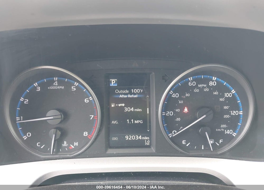2018 TOYOTA RAV4 LE VIN: JTMZFREV9JJ207772