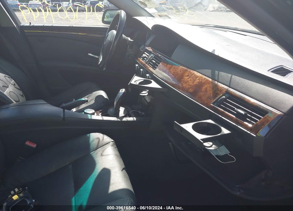 2008 BMW 528XI VIN: WBANV13588CZ56287