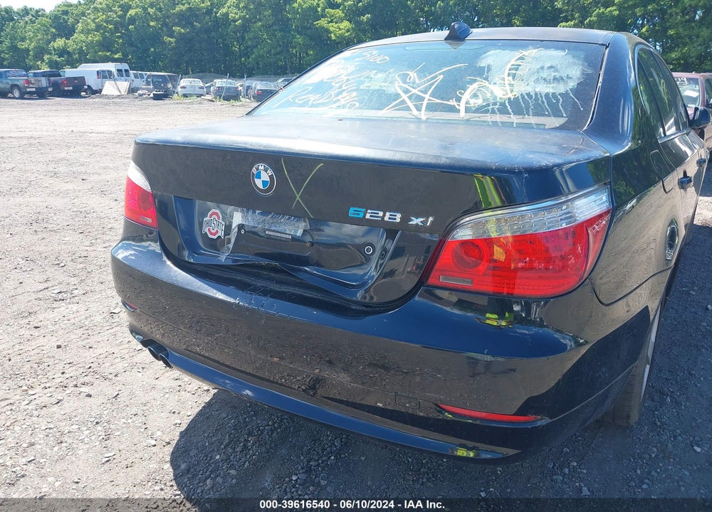 2008 BMW 528XI VIN: WBANV13588CZ56287
