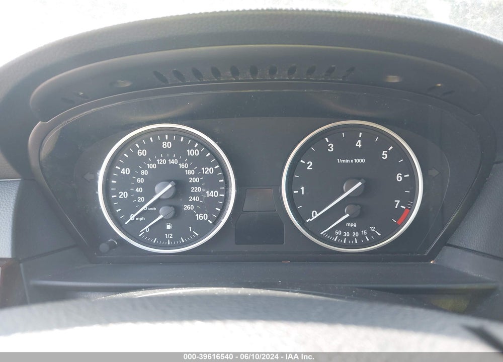 2008 BMW 528XI VIN: WBANV13588CZ56287