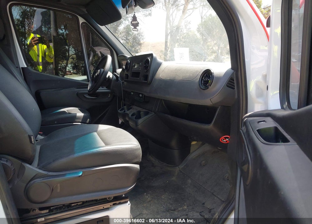 2023 MERCEDES-BENZ SPRINTER 2500 HIGH ROOF 4-CYL DIESEL VIN: W1Y4KCHY8PT113254