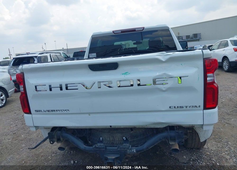 2021 CHEVROLET SILVERADO 1500 4WD SHORT BED CUSTOM VIN: 3GCUYBEF2MG371598