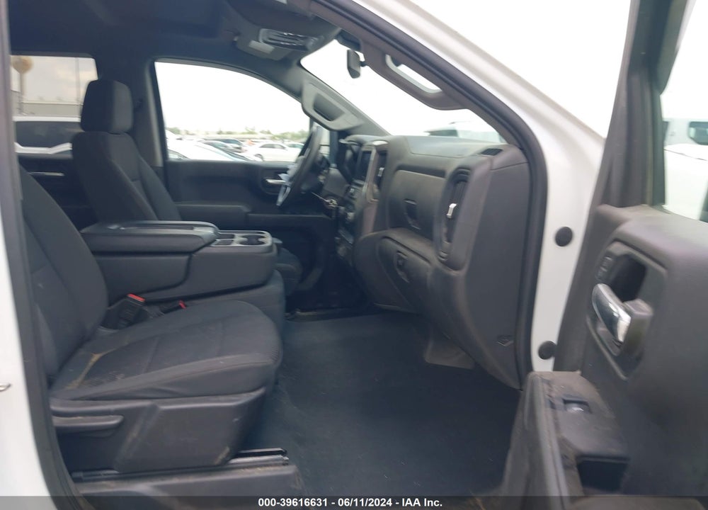 2021 CHEVROLET SILVERADO 1500 4WD SHORT BED CUSTOM VIN: 3GCUYBEF2MG371598
