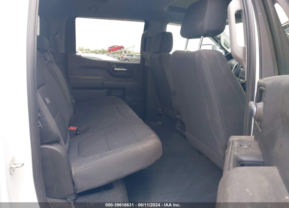 2021 CHEVROLET SILVERADO 1500 4WD SHORT BED CUSTOM VIN: 3GCUYBEF2MG371598