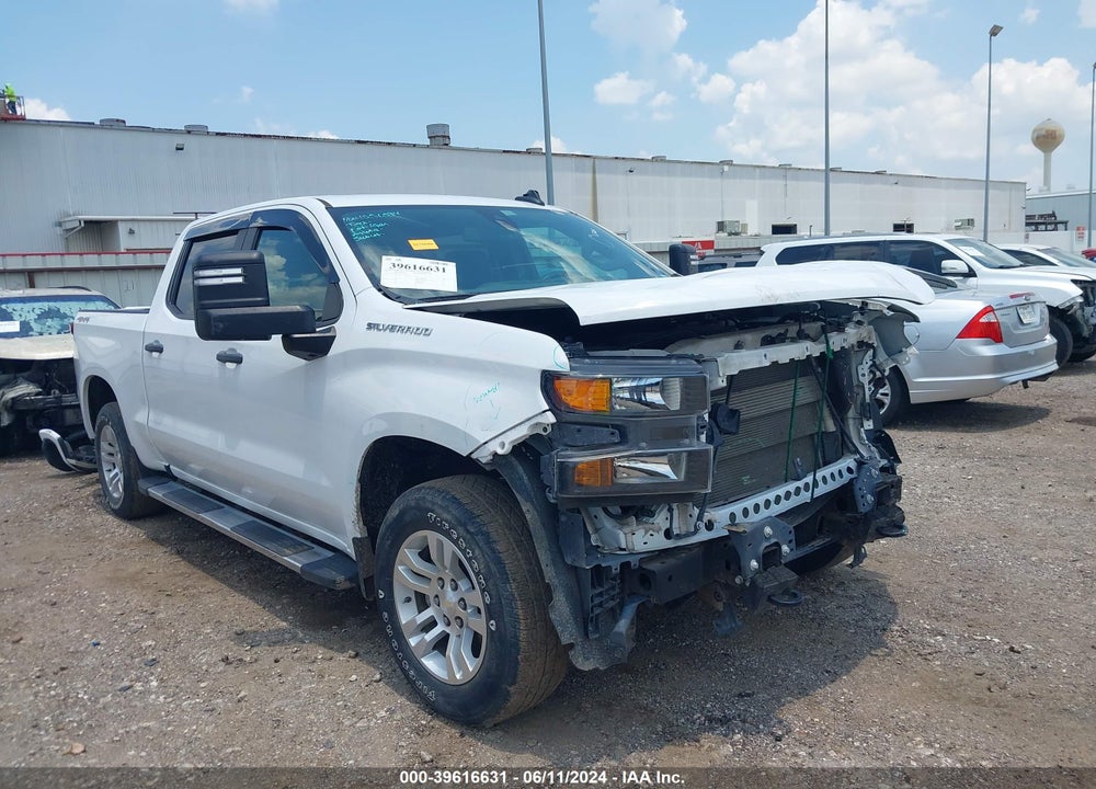 2021 CHEVROLET SILVERADO 1500 4WD SHORT BED CUSTOM VIN: 3GCUYBEF2MG371598