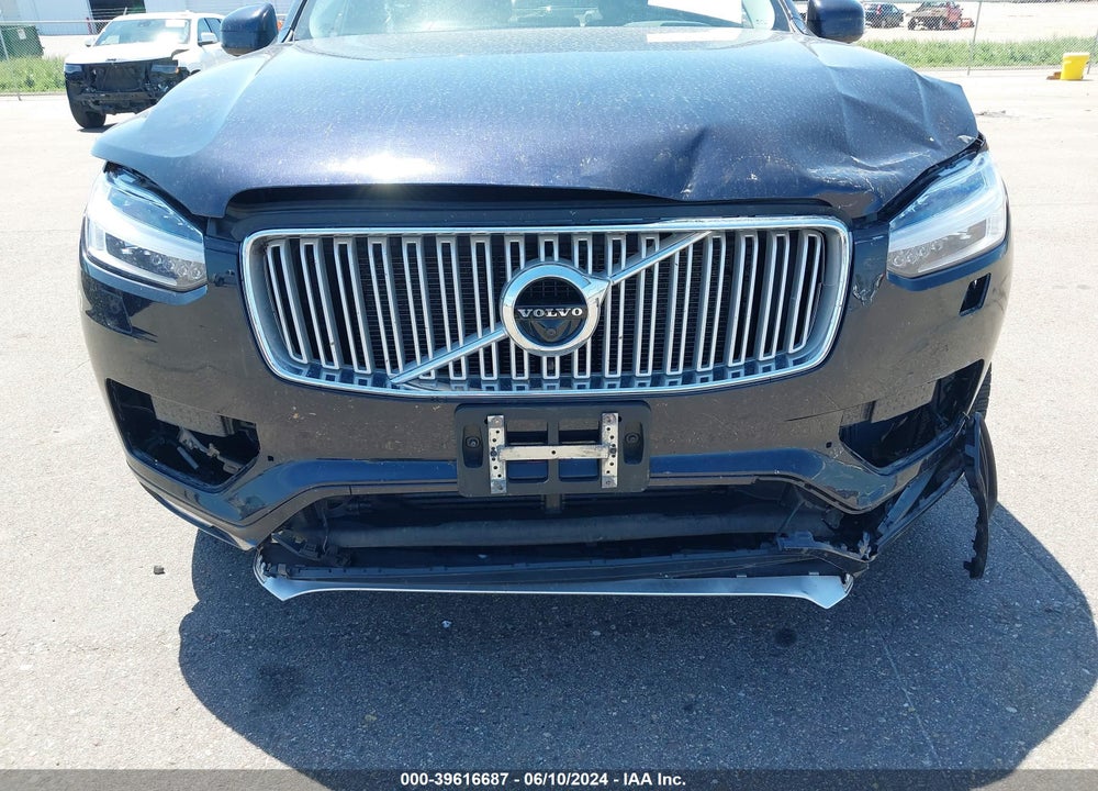 2017 VOLVO XC90 T6 INSCRIPTION VIN: YV4A22PL4H1140646