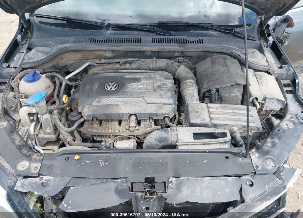 2015 VOLKSWAGEN JETTA 1.8T SE VIN: 3VWD17AJ2FM356953