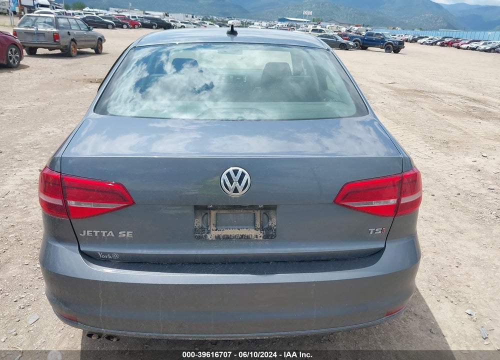 2015 VOLKSWAGEN JETTA 1.8T SE VIN: 3VWD17AJ2FM356953