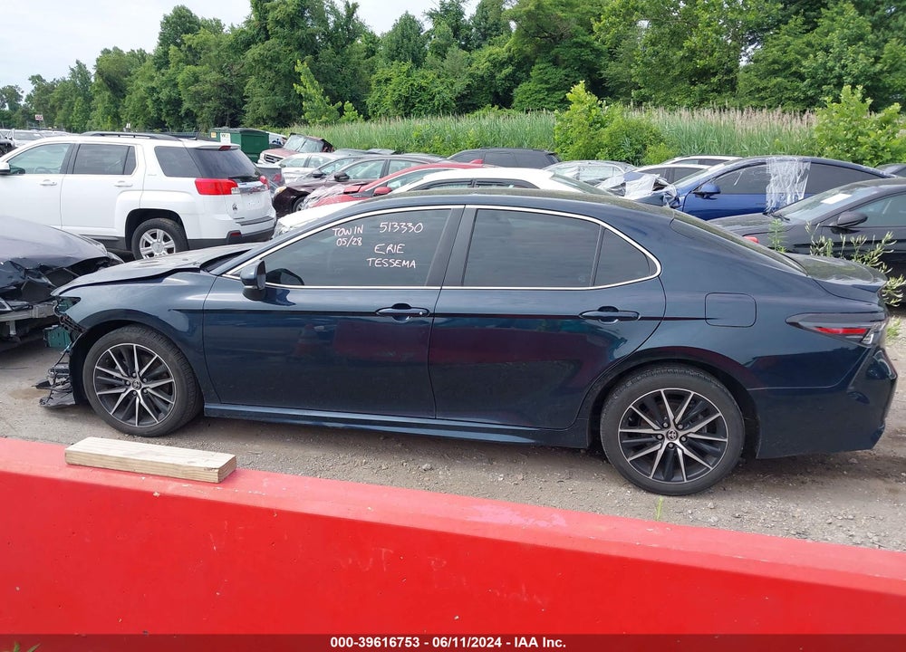2021 TOYOTA CAMRY SE AWD VIN: 4T1G11BKXMU034554