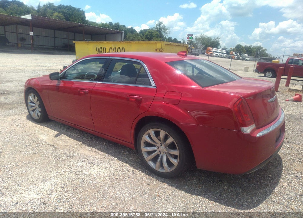 2017 CHRYSLER 300 LIMITED VIN: 2C3CCAAG7HH596936