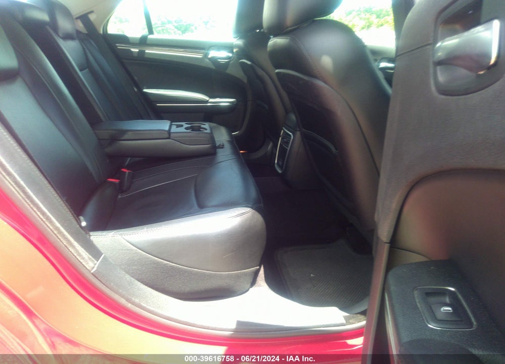 2017 CHRYSLER 300 LIMITED VIN: 2C3CCAAG7HH596936