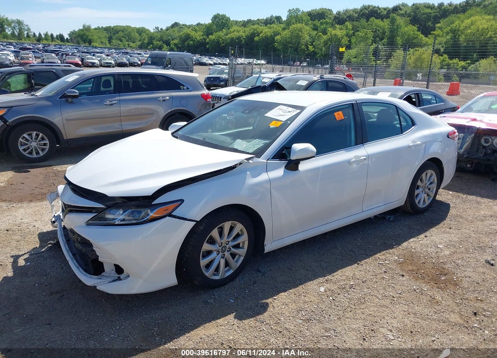 2019 TOYOTA CAMRY LE VIN: 4T1B11HKXKU773776