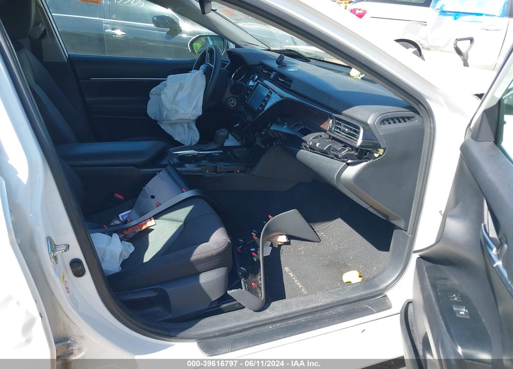 2019 TOYOTA CAMRY LE VIN: 4T1B11HKXKU773776