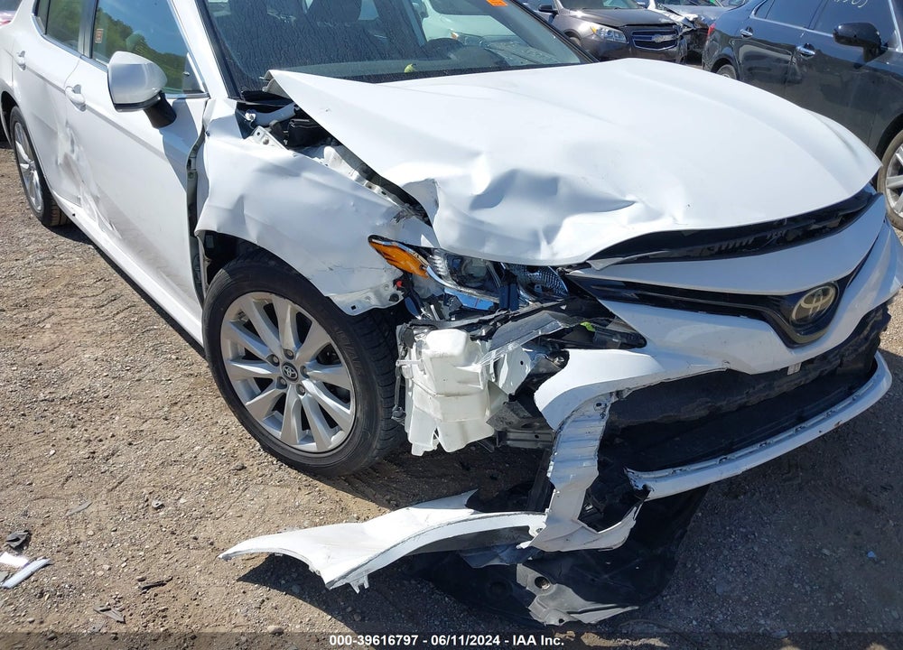 2019 TOYOTA CAMRY LE VIN: 4T1B11HKXKU773776