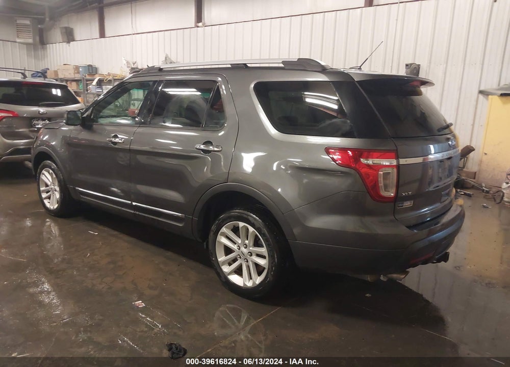 2015 FORD EXPLORER XLT VIN: 1FM5K8D86FGA64764