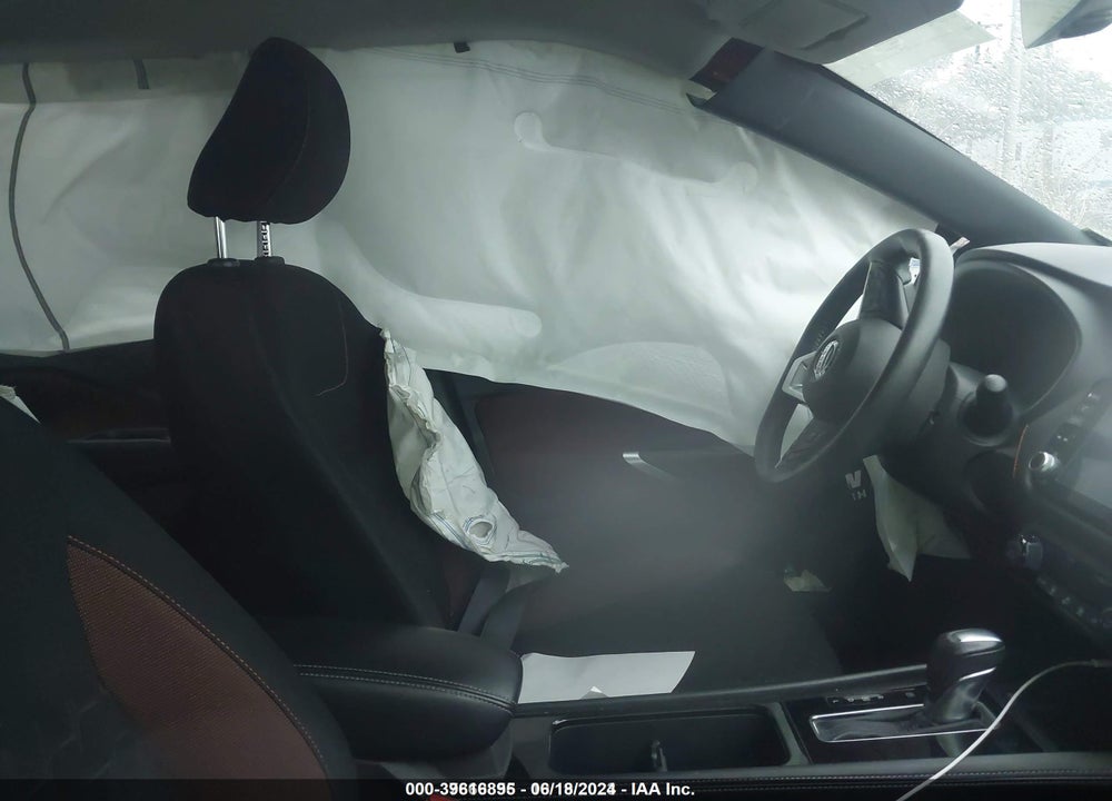2021 NISSAN KICKS SR XTRONIC CVT VIN: 3N1CP5DV4ML480888