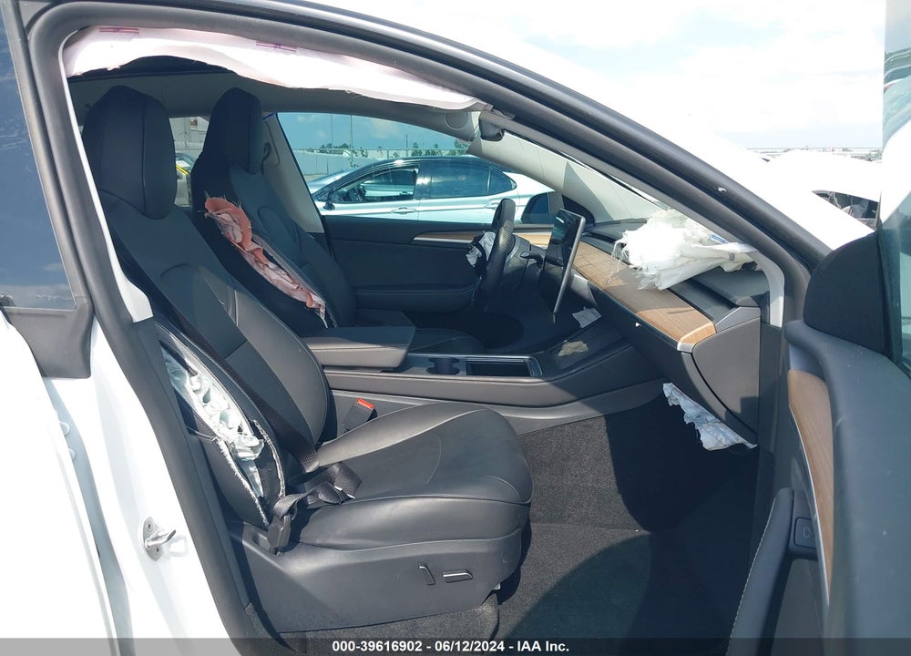 2023 TESLA MODEL Y AWD/LONG RANGE DUAL MOTOR ALL-WHEEL DRIVE VIN: 7SAYGDEE8PA148886
