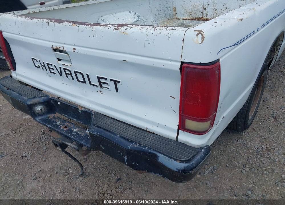 1986 CHEVROLET S TRUCK S10 VIN: 1GCCS14E2G2117600