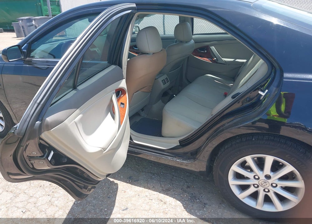 2011 TOYOTA CAMRY XLE V6 VIN: 4T1BK3EK3BU126360