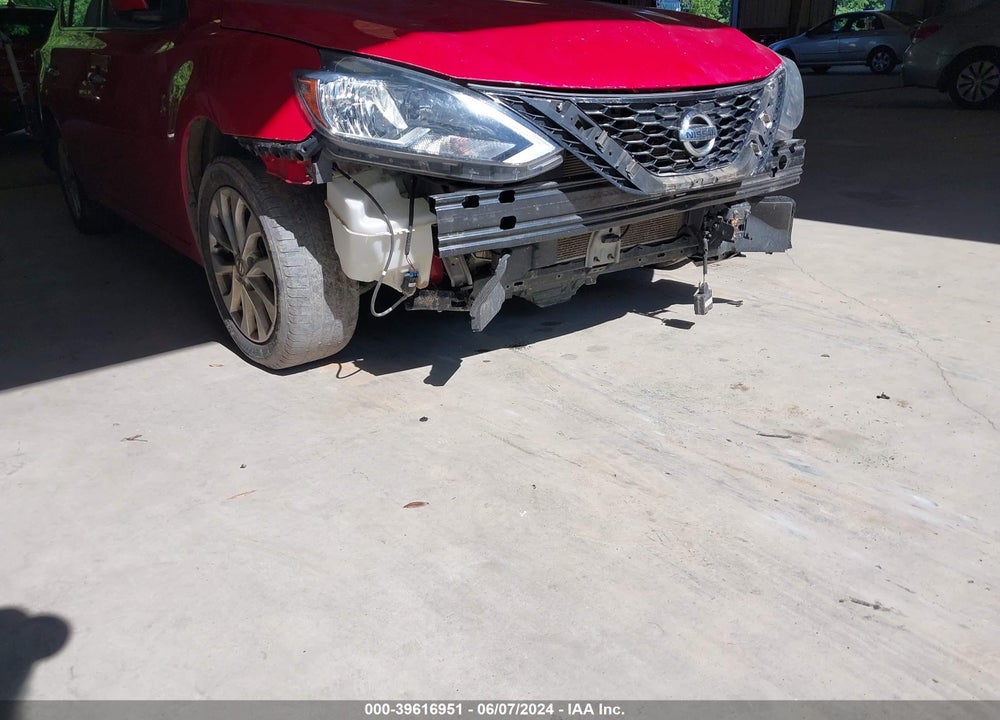2018 NISSAN SENTRA SV VIN: 3N1AB7AP0JL635388