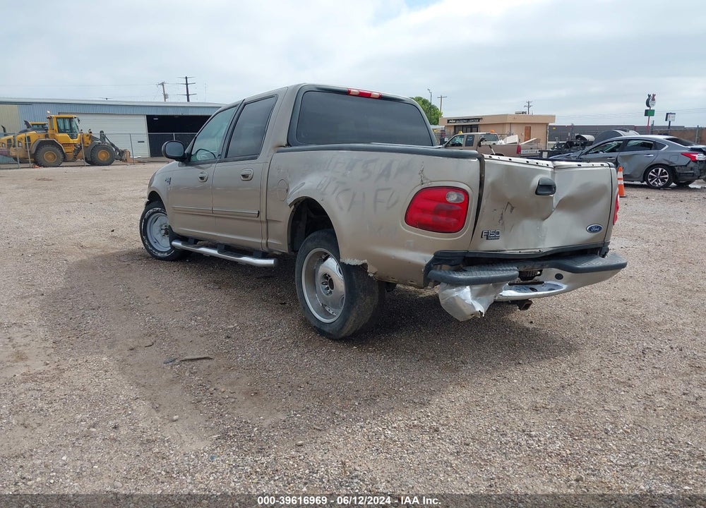 2002 FORD F-150 LARIAT/XLT VIN: 1FTRW07672KE07580