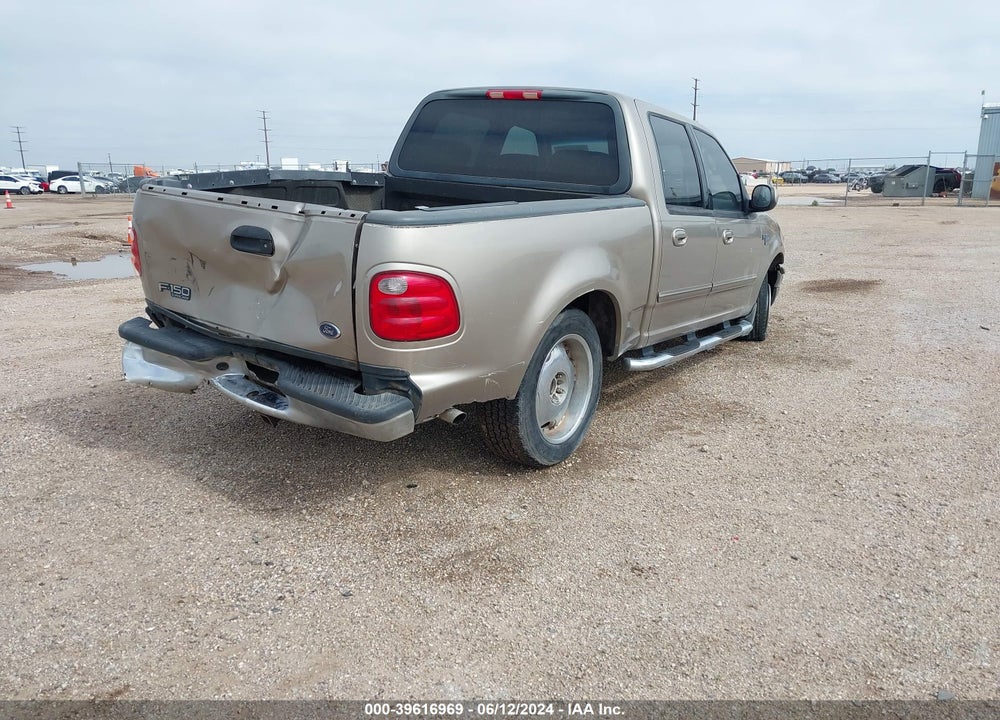 2002 FORD F-150 LARIAT/XLT VIN: 1FTRW07672KE07580