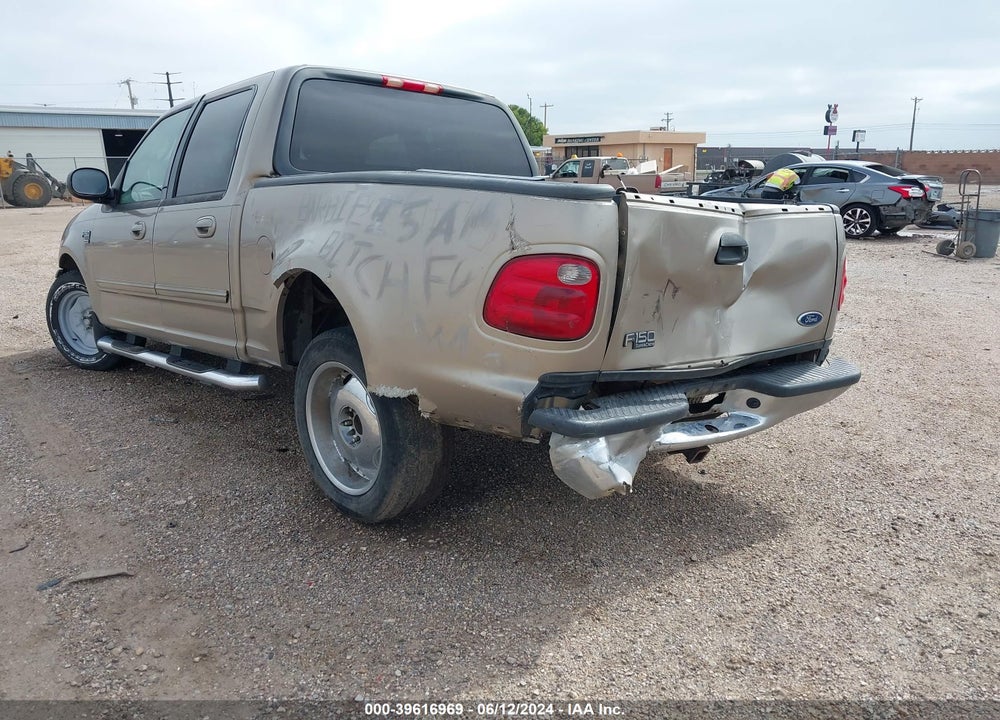 2002 FORD F-150 LARIAT/XLT VIN: 1FTRW07672KE07580