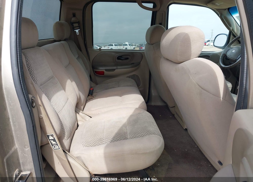2002 FORD F-150 LARIAT/XLT VIN: 1FTRW07672KE07580