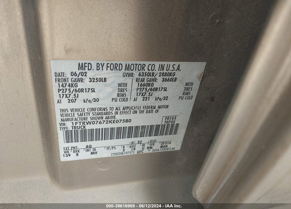 2002 FORD F-150 LARIAT/XLT VIN: 1FTRW07672KE07580