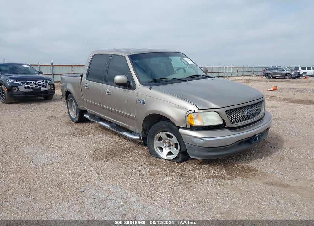 2002 FORD F-150 LARIAT/XLT VIN: 1FTRW07672KE07580