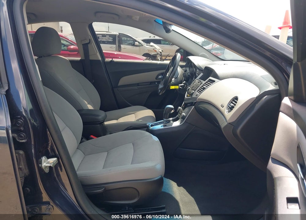 2014 CHEVROLET CRUZE 1LT AUTO VIN: 1G1PC5SB0E7408894